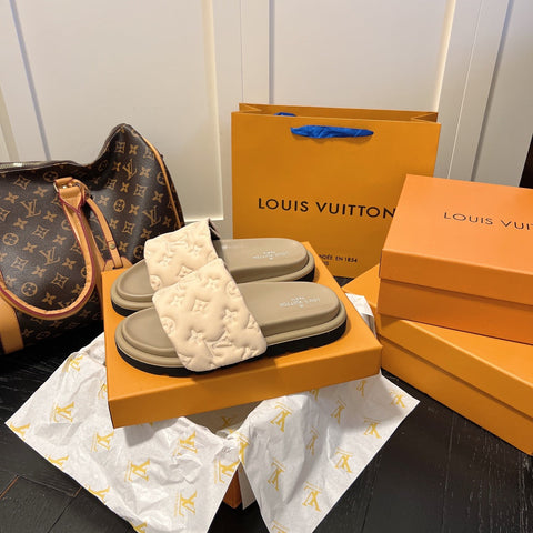 Couple Embossed Velcro Sandals