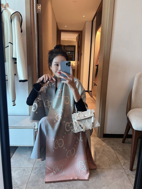 Individual Gradient Cashmere Scarf Shawl