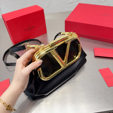 Shoulder Clutch Bag in Calfskin