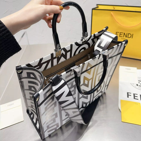 Sunshine Shopper Tote