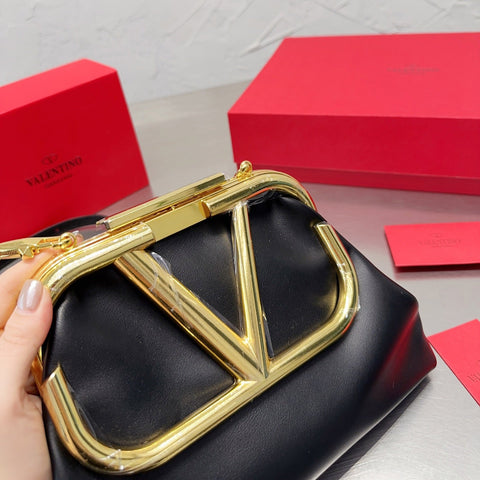 Shoulder Clutch Bag in Calfskin