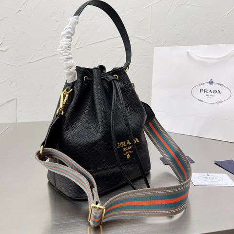 Double Shoulder Strap Lychee Bucket Bag