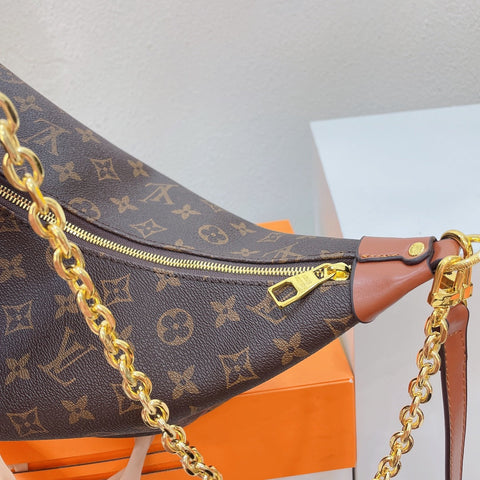 Large-capacity Monogram Pea Bag