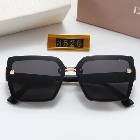 4-Color Fashion Sunglasses