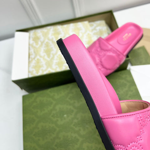 Trendy Embossed Flat Slippers