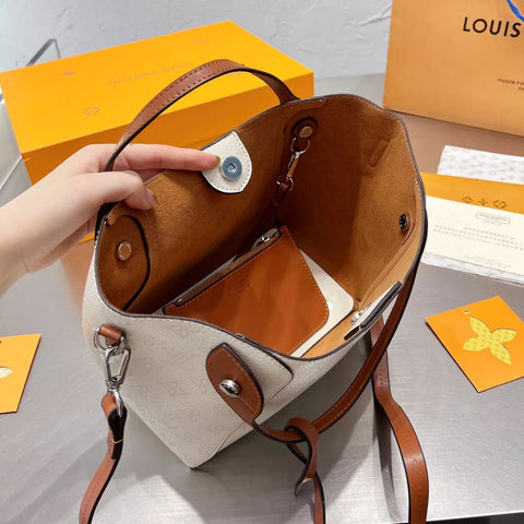 Pm Mahina Series Leather Bag