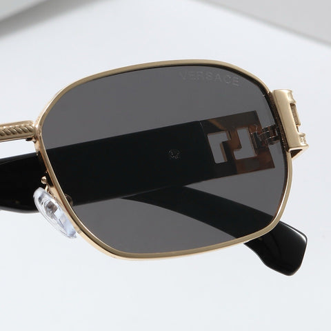 4 colors personalized trendy polarized sunglasses 4218