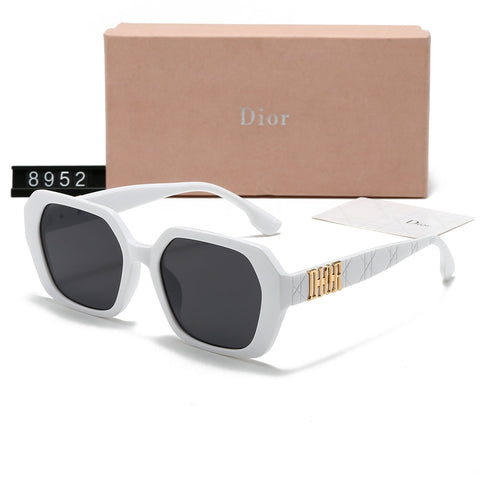 7 new colors available  8952