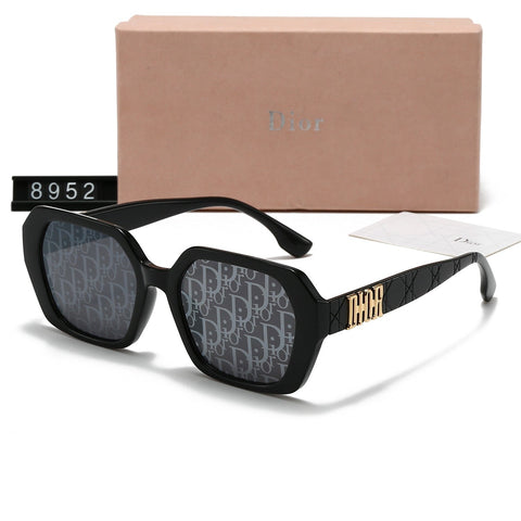 7 new colors available  8952