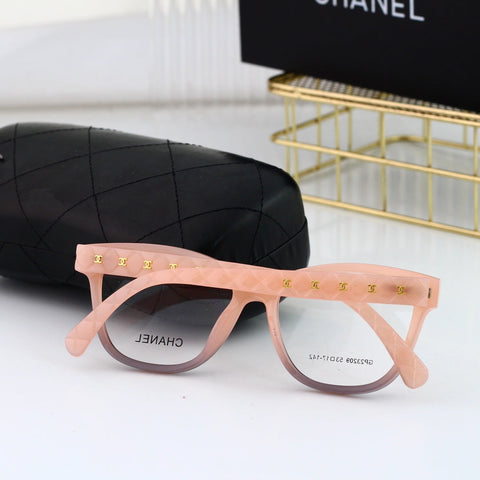 Fashionable Color Matching Glasses