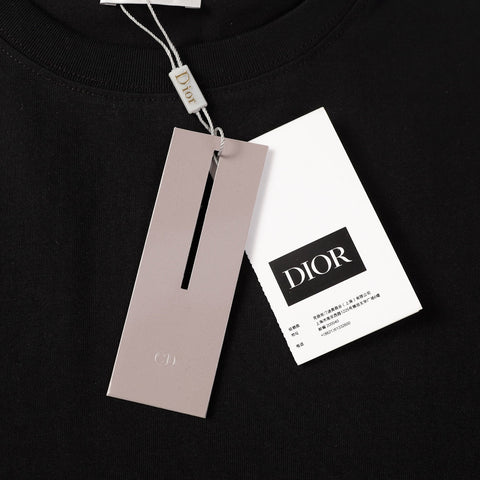 Creative floral print T-shirt